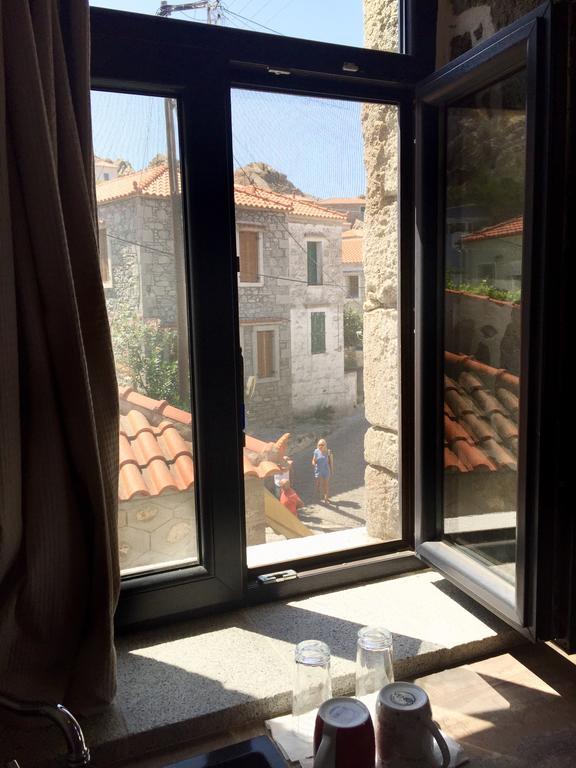 Rodakas Kontias Exteriér fotografie